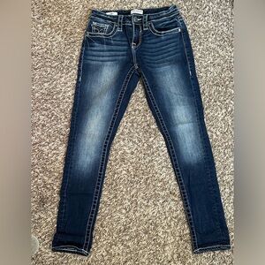 listing-status-banner